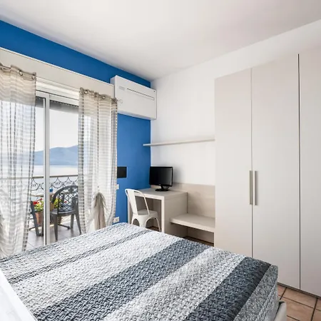 Appartement Bilocale 5 With Balcony Or Terrace *